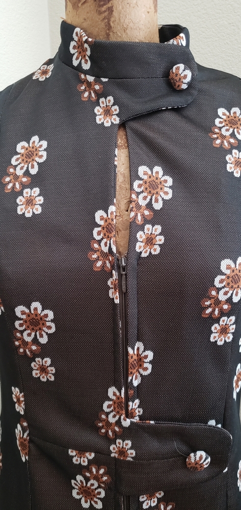 Vintage Dress Rare Find 😍 - Picture 6 of 11